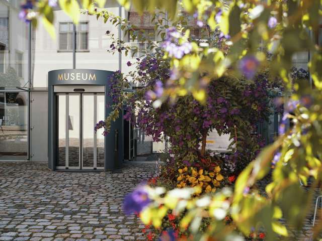 Von der Muse geküsst. Von der Muse geküsst.